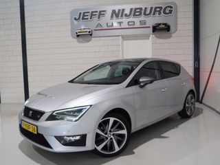 SEAT Leon 1.4 TSI FR "Origineel NL!" Navigatie Full-LED 18"Velgen Leder-alcantara, van 2e eigenaar in ZEER nette staat!