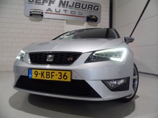 SEAT Leon 1.4 TSI FR "Origineel NL!" Navigatie Full-LED 18"Velgen Leder-alcantara, van 2e eigenaar in ZEER nette staat!