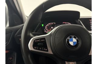 BMW 1-serie 118i Black Edition 141PK Sfeerverl. Carplay Virtual Cruise Clima PDC Navi LED 17"LMV