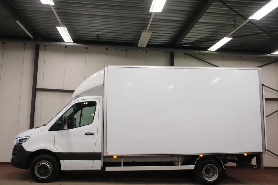 Mercedes-Benz Sprinter BAKWAGEN MEUBELBAK MET LAADKLEP EN SCHUIFZEIL