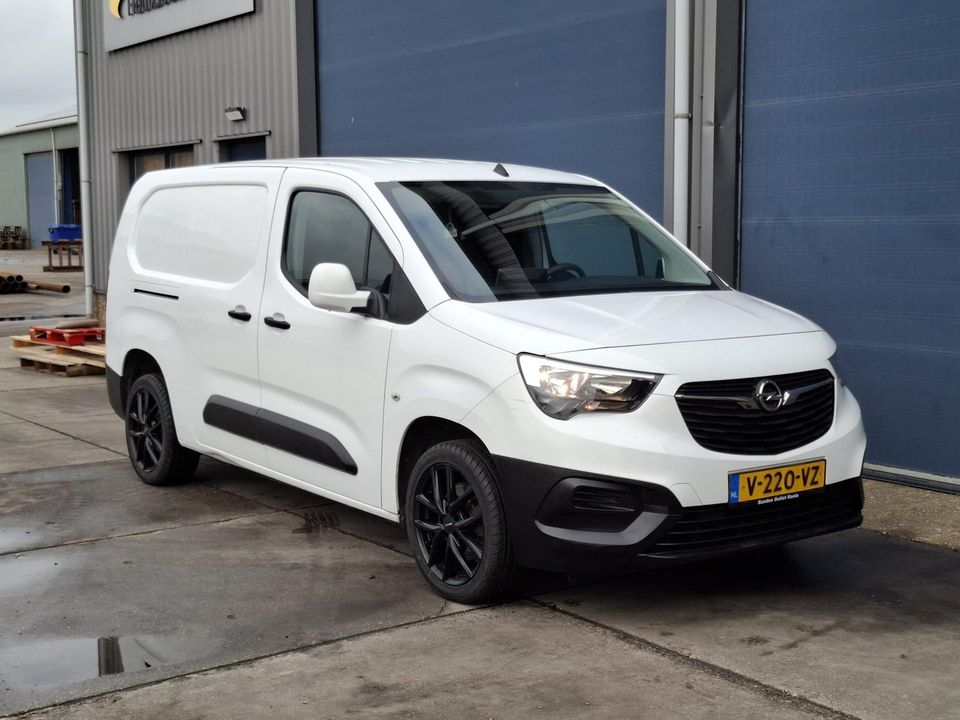 Opel Combo 1.6D L2H1 Edition AIRCO / NAVI / CRUISE CONTROLE / N.A.P / EURO 6