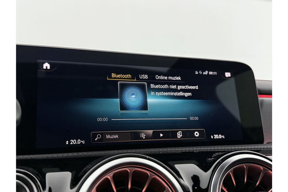 Mercedes-Benz CLA-Klasse 200 AMG 164PK Pano Sfeerverl. Burmester Carplay Virtual LED Camera Clima Cruise Navi PDC 18''LMV