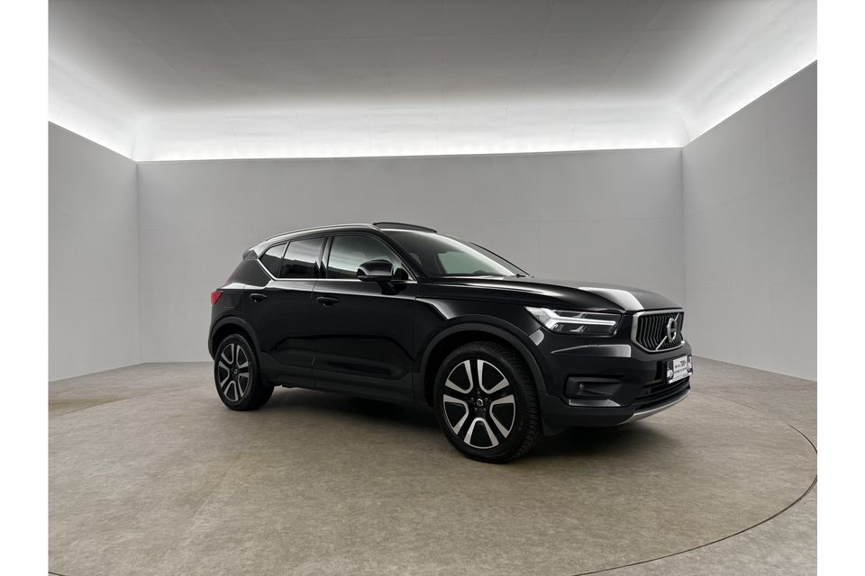 Volvo XC40 1.5 T5 Recharge Inscription Hybride Pano Memory-Seats Clima Cruise Camera Trekhaak LED 19"LMV Leder Navi Virtual Stoel/Stuurverwarming PDC