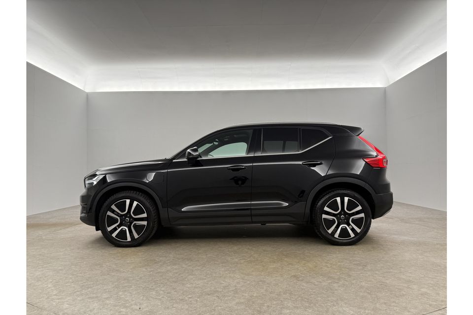 Volvo XC40 1.5 T5 Recharge Inscription Hybride Pano Memory-Seats Clima Cruise Camera Trekhaak LED 19"LMV Leder Navi Virtual Stoel/Stuurverwarming PDC