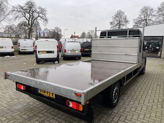 Renault Master T35 2.3 dCi 165pk L3 Energy EURO VI / pickup / open laadbak / plateau L 375 x B 210 / vaste prijs rijklaar € 22.950 ex btw / lease vanaf € 410 / airco / cruise / navigatie / opberg box