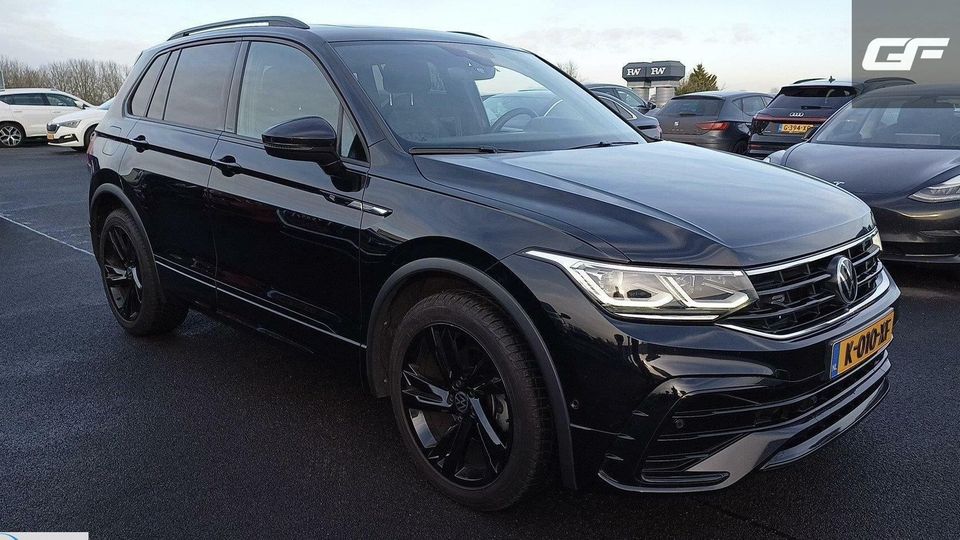 Volkswagen Tiguan 1.5 TSI R-Line Black Style Pano H/K NAP