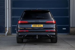 Audi Q7 S-Line Grijs kenteken 3X S-LINE / 360 CAMERA / ADAPTIVE CRUISE CONTROLE / BLACK LINE