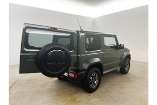 Suzuki Jimny 1.5 Style 4x4 AWD 4 Persoons Stoelverwarming Bullbar Clima Cruise Navi DAB+ 15"LMV