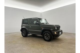 Suzuki Jimny 1.5 Style 4x4 AWD 4 Persoons Stoelverwarming Bullbar Clima Cruise Navi DAB+ 15"LMV