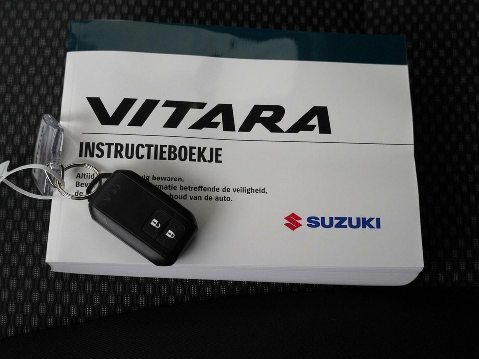 Suzuki Vitara 1.5 Hybrid Black Rhino Automaat