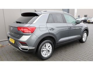 Volkswagen T-Roc 1.0 TSI Style B. Int | Adaptieve cruise | PDC | Led | Media