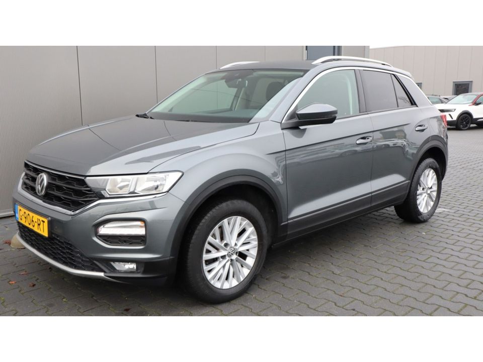 Volkswagen T-Roc 1.0 TSI Style B. Int | Adaptieve cruise | PDC | Led | Media