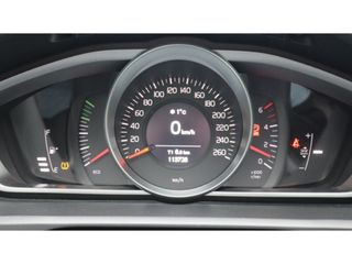 Volvo V40 1.6 D2 Momentum | Led | Leder Interieur | PDC | VERKOCHT