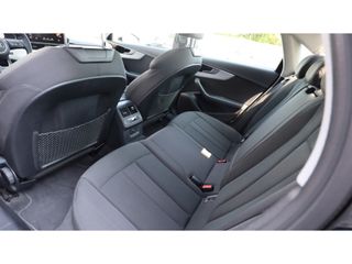 Audi A4 Limousine 35 TFSI L. ed. | Sport | 2.0 150PK | Digi cockpit | Media Nwe ty