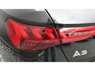 Audi A3 Sportback 30 TFSI Bns edition | Sport | Led | Matrix | Media | PDC