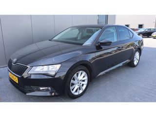 Škoda Superb 1.4 TSI ACT Act. Bns | Media | FClima | PDC | Trekhaak