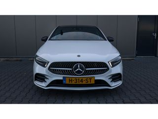 Mercedes-Benz A-Klasse 180 Bns Solution AMG | Pano | Multibeam | Elek. stoel | Cruise