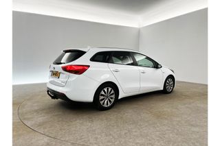 Kia Ceed 1.0 T-GDi Design Edition LED Camera Cruise Carplay Clima Trekhaak Navi 16"LMV PDC