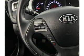 Kia Ceed 1.0 T-GDi Design Edition LED Camera Cruise Carplay Clima Trekhaak Navi 16"LMV PDC