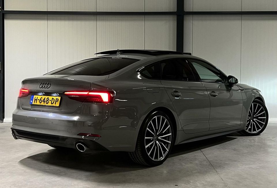 Audi A5 Sportback S-line black edition Pano Nardo Grey Sfeer