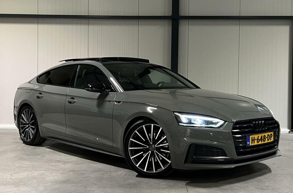 Audi A5 Sportback S-line black edition Pano Nardo Grey Sfeer