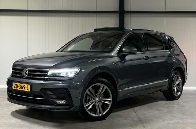 Volkswagen Tiguan Allspace Volkswagen Tiguan 1.5 TSI R-line Pano Virtual Trekhaak 7Pers