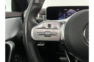 Mercedes-Benz CLA-Klasse 180 AMG Automaat LED Pano Camera Cruise Clima Virtual Navigatie 18"LMV