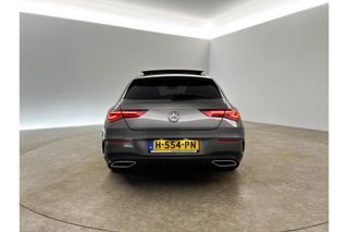 Mercedes-Benz CLA-Klasse 180 AMG Automaat LED Pano Camera Cruise Clima Virtual Navigatie 18"LMV