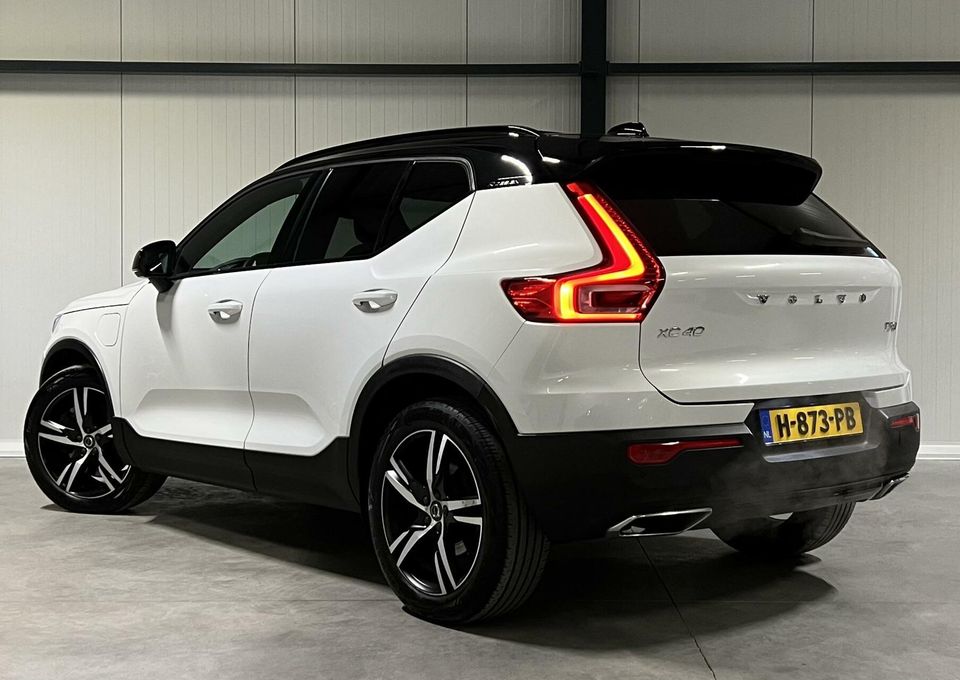 Volvo XC40 1.5 T5 Twin Engine R-Design Pano Carplay ACC NAP