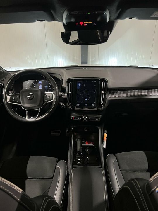 Volvo XC40 1.5 T5 Twin Engine R-Design Pano Carplay ACC NAP