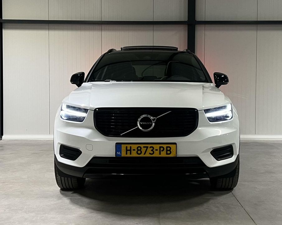 Volvo XC40 1.5 T5 Twin Engine R-Design Pano Carplay ACC NAP