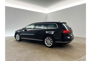 Volkswagen Passat 1.4 TSI GTE 231PK DSG LED Camera Cruise Clima Carplay Navigatie 17"LMV