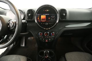 MINI Countryman 1.5 Cooper Business Edition Automaat Clima Carplay Cruise LED Navi PDC Virtual 17"LMV