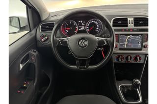 Volkswagen Polo 1.4 TDI BlueMotion Airco Cruise Navigatie Bluetooth Elektrpakket 15"LMV