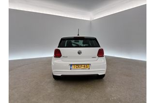 Volkswagen Polo 1.4 TDI BlueMotion Airco Cruise Navigatie Bluetooth Elektrpakket 15"LMV