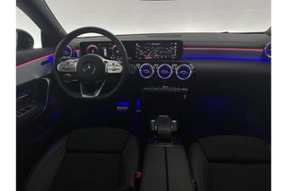 Mercedes-Benz CLA-Klasse 200 AMG 164PK Pano Sfeer LED Carplay Virtual Clima Camera Cruise 18"LMV Navi PDC