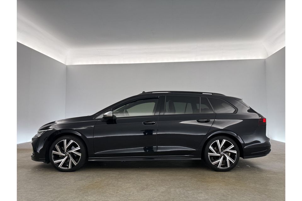 Volkswagen Golf 1.5 eTSI R-Line 162PK DSG Pano Sfeer Clima LED Carplay Trekhaak Virtual Navi PDC 18"LMV Stoel/Stuurverwarming