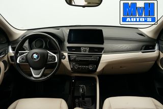 BMW X1 sDrive20i VDL Nedcar Edition|LEDER|H/K AUDIO|CAMERA|NAP