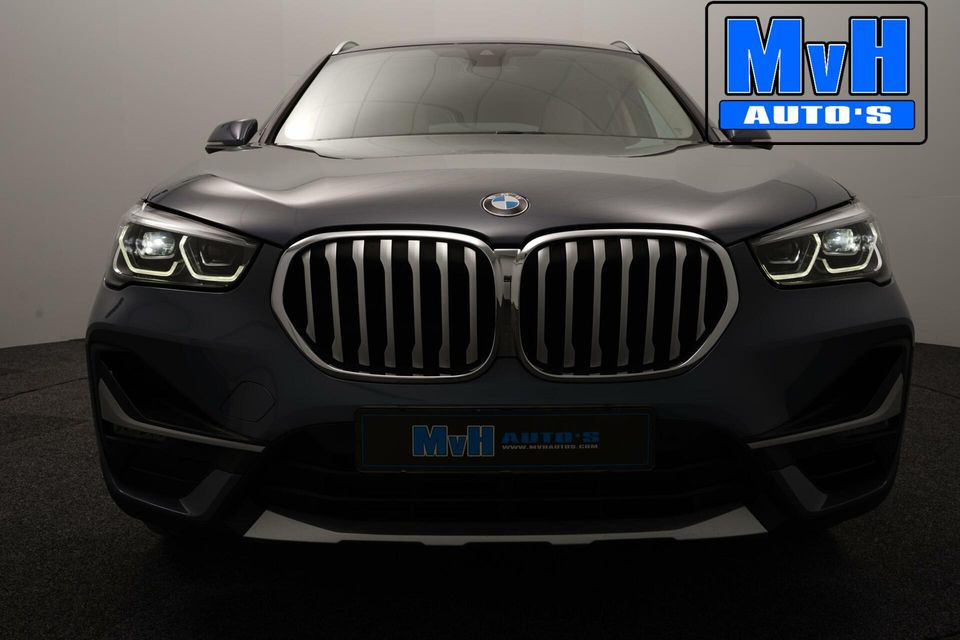 BMW X1 sDrive20i VDL Nedcar Edition|LEDER|H/K AUDIO|CAMERA|NAP