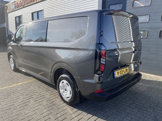 Ford Transit Custom 340 2.0 TDCI L2H1 Trend DC 6 persoons / NIEUW / bpm vrij / rijklaar € 40.950 ex btw / lease vanaf € 733 / direct leverbaar / airco / cruise / apple carplay / camera / magnetic grey metallic