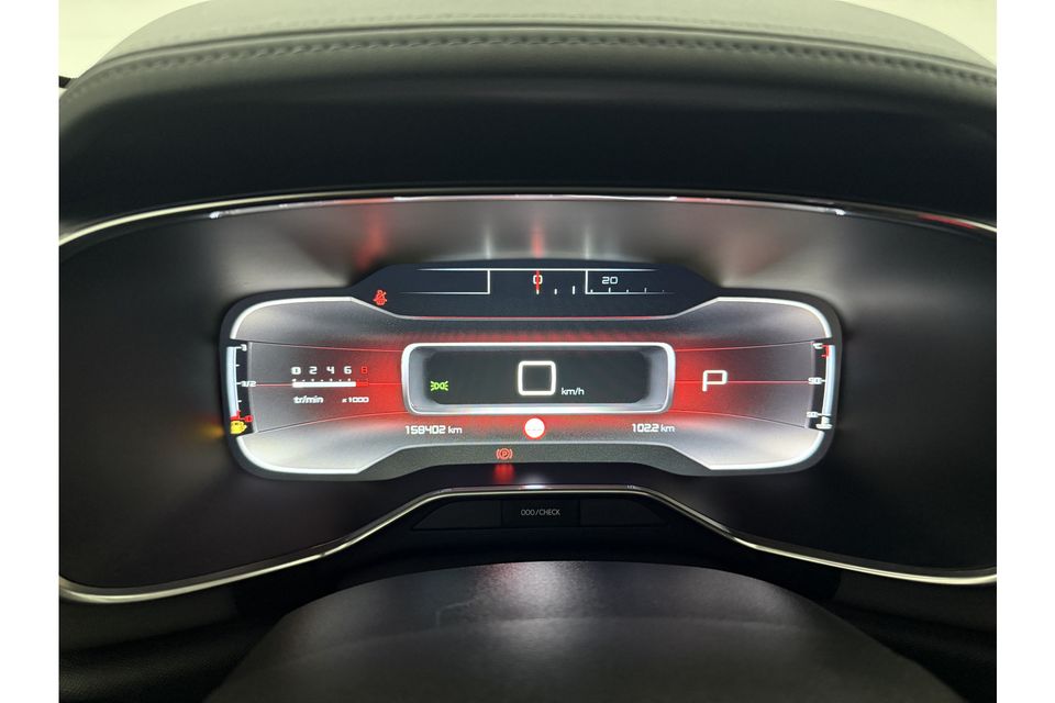 Citroën C5 Aircross 1.2 PureTech Automaat 360Camera LED Trekhaak 19"LMV Cruise Carplay Clima Stoelverwarming DAB+ Virtual Navi PDC