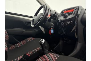 Citroën C1 1.0 VTi Airco LED 15"LMV Cruisecontrol Bluetooth