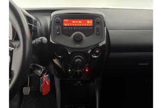 Citroën C1 1.0 VTi Airco LED 15"LMV Cruisecontrol Bluetooth