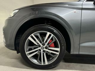 Audi Q5 2.0 TFSI quattro Sport 3x S-Line Virtuel Navi Trekh.