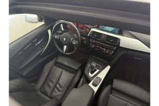 BMW 3-serie 320d High Executive M-Sport 191PK Pano Leder LED 19"LMV Clima Cruise Stoelverwarming Navi Parkeersensoren