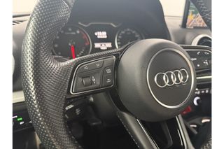 Audi A3 1.0 TFSI S-line LED Cruise Clima Navigatie Bluetooth Parkeersensoren 18''LMV