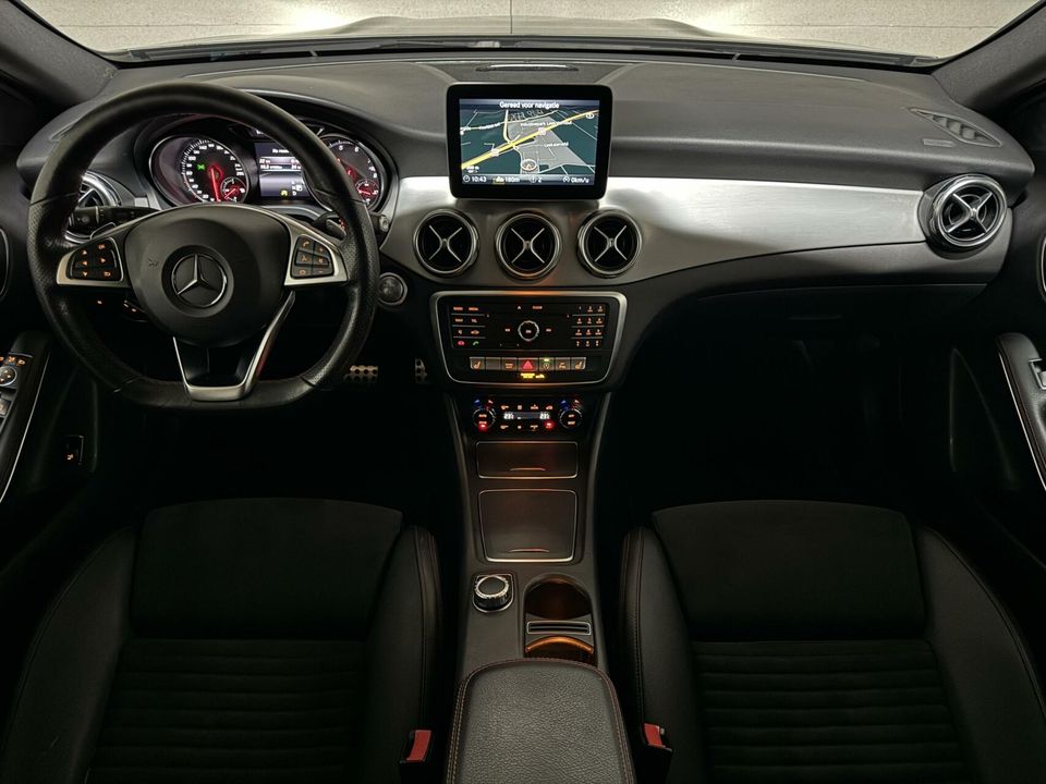 Mercedes-Benz GLA 180 AMG Night Pakket Navi Cruise Camera