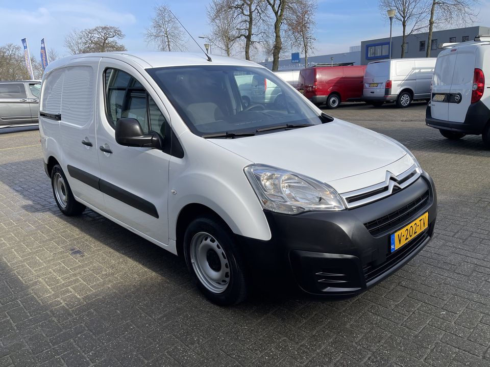 Citroën Berlingo 1.6 BlueHDI 75 Club / vaste prijs rijklaar € 7950 ex btw / lease vanaf € 145 / euro 6 diesel / airco / cruise control !