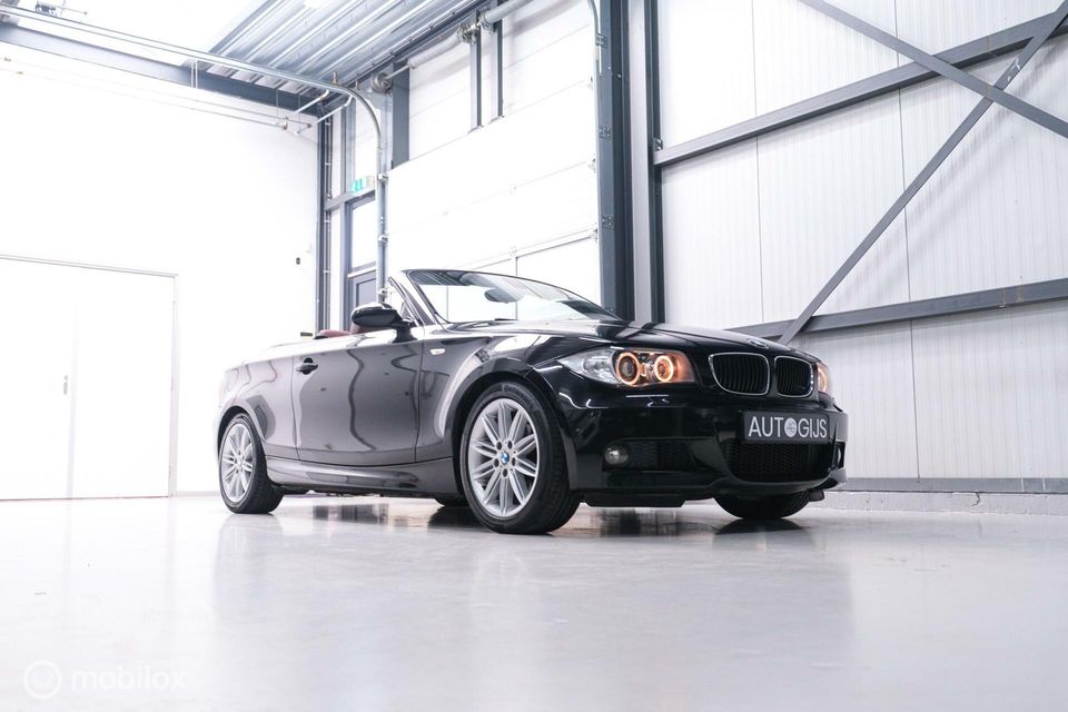 BMW 1 Serie Cabrio 118i High Executive M pakket | Leder | automaat | Xenon | Sportstoelen | youngtimer |