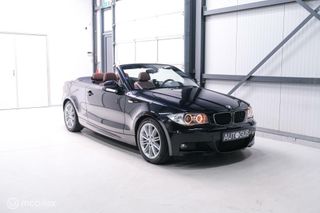 BMW 1 Serie Cabrio 118i High Executive M pakket | Leder | automaat | Xenon | Sportstoelen | youngtimer |